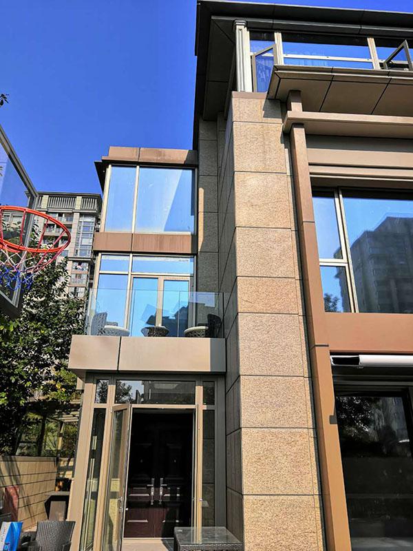 陽(yáng)光房別墅隔熱膜